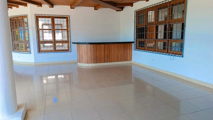 carretera sur exclusiva casa!