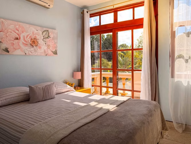 Espectacular casa en venta en carretera Masaya km 18