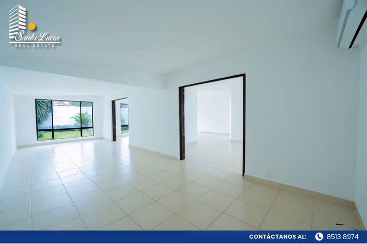 Preciosa Casa en Venta ubicada en La Estancia de Santo Domingo - LL