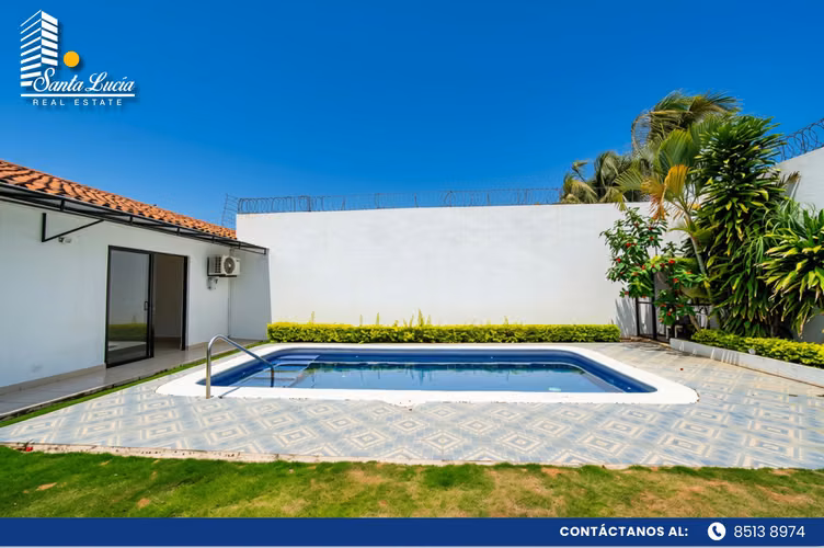 Preciosa Casa en Venta ubicada en La Estancia de Santo Domingo - LL