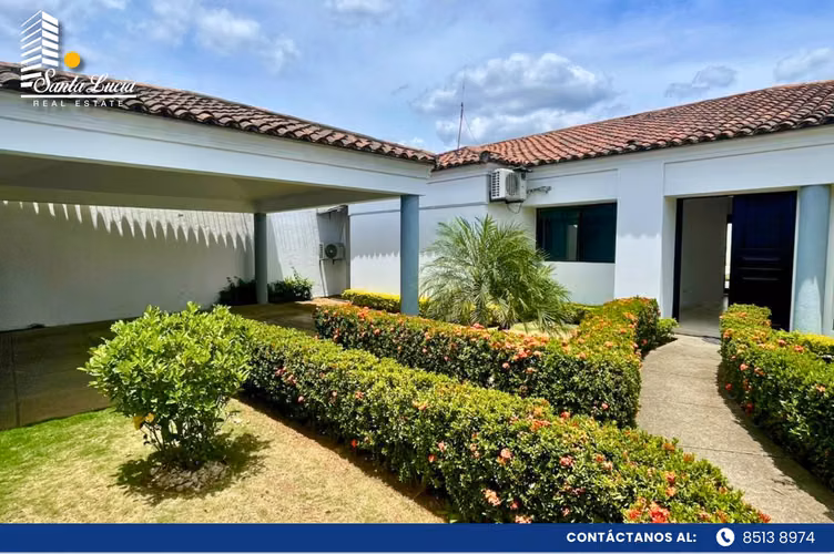 Preciosa Casa en Venta-Santo Domingo - LL - Imagen 13