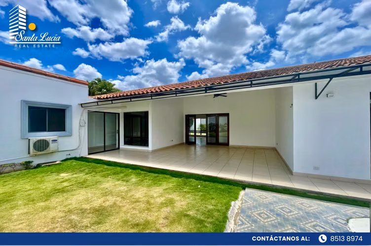 Preciosa Casa en Venta-Santo Domingo - LL - Imagen 10