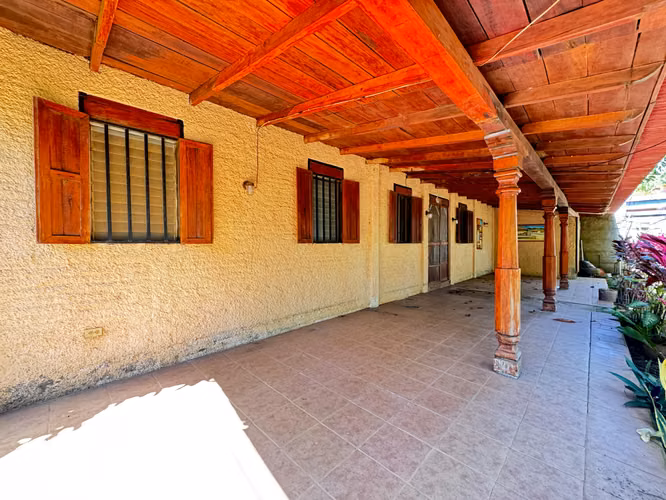 Venta de casa en Carretera a Masaya