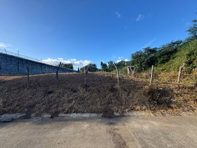 Venta de Terreno en Las Colinas - Imagen 13