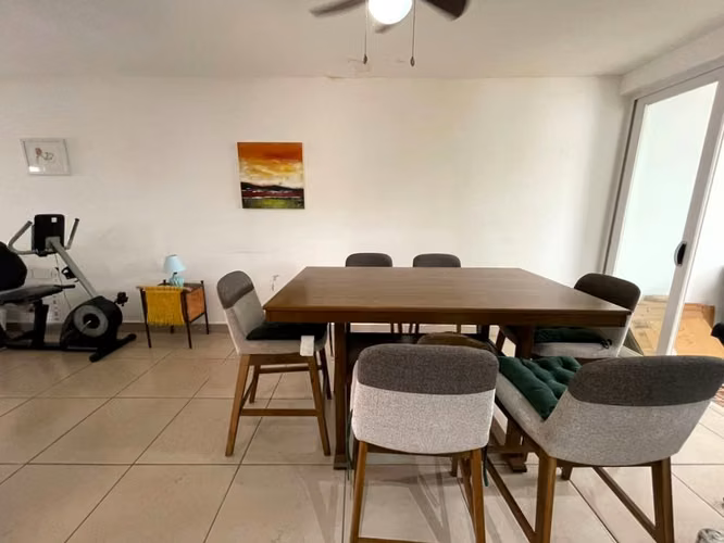 KC-Casa estilo Townhouse en Venta en Condominio Valparaiso de Santo Domingo