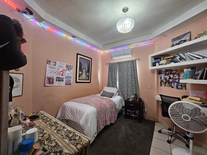 ¡Encantadora casa en venta en Residencial Villa Valeska!