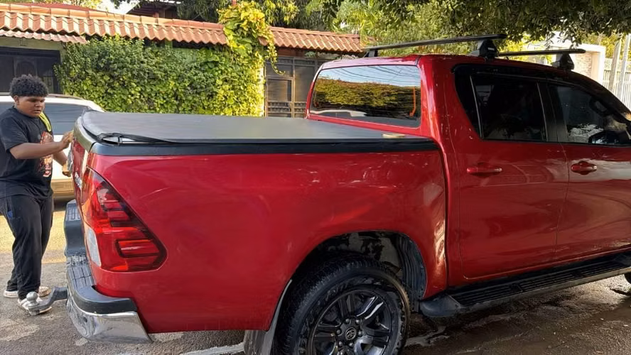 Toyota Hilux automática 2025