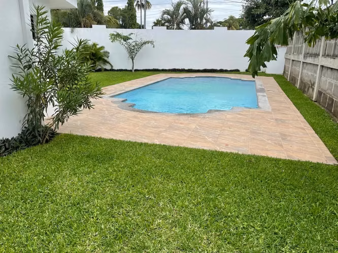 Hermosa Casa en venta o alquiler, Managua