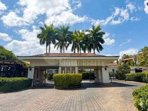 Hermoso Apartamento en venta en Santo Domingo, Managua
