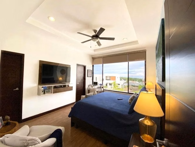 Hermosa Casa en venta en Santo Domingo, Managua