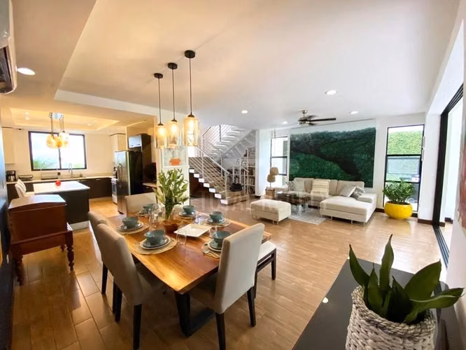 Hermosa Casa en venta en Santo Domingo, Managua