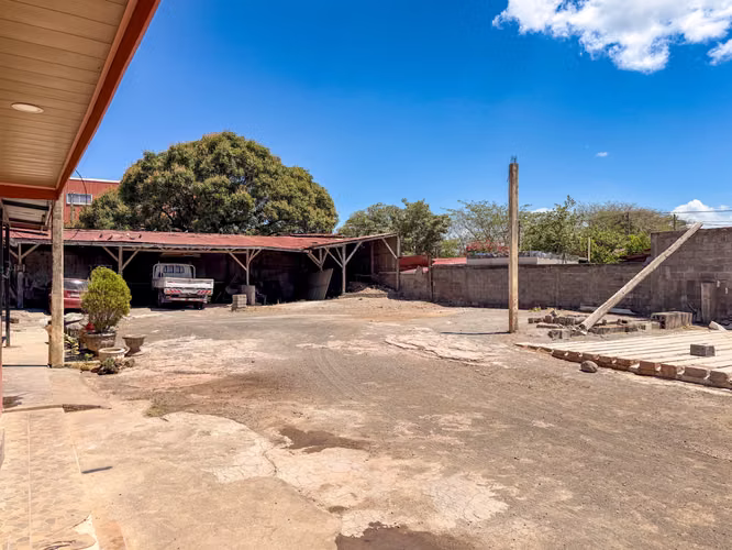 PROPIEDAD COMERCIAL EN VENTA – COLONIA TENDERÍ, MANAGUA 