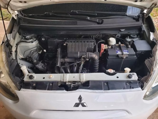 Mitsubishi Mirage Full Extras 2014
