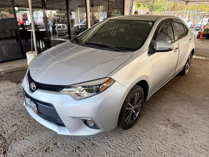 TOYOTA COROLLA AÑO 2017