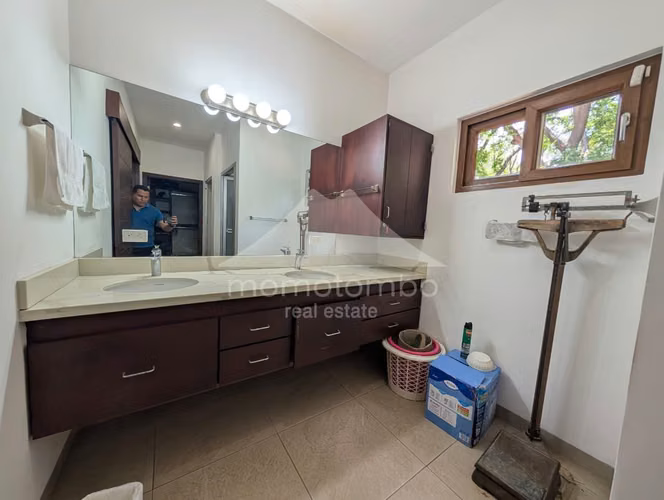 Casa en Venta Carretera Sur, Managua