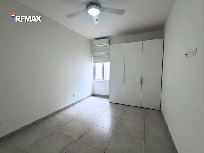 Casa Moderna en Foresta Condominio, Carretera Sur