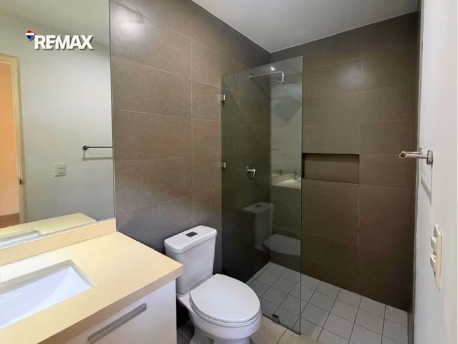 Casa Moderna en Foresta Condominio, Carretera Sur