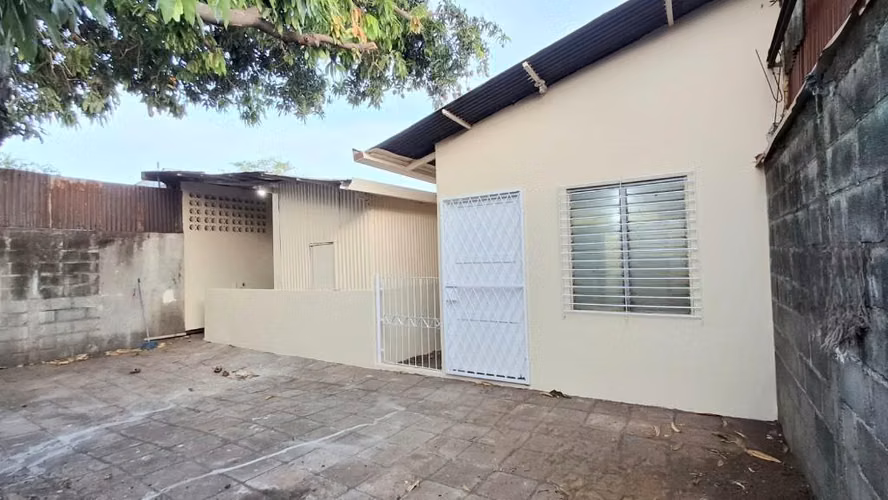 MONSEÑOR LEZCANO / U$98,000