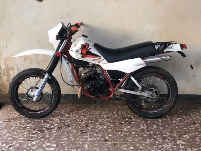 Yamaha dt 175