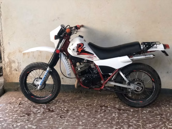 Yamaha dt 175
