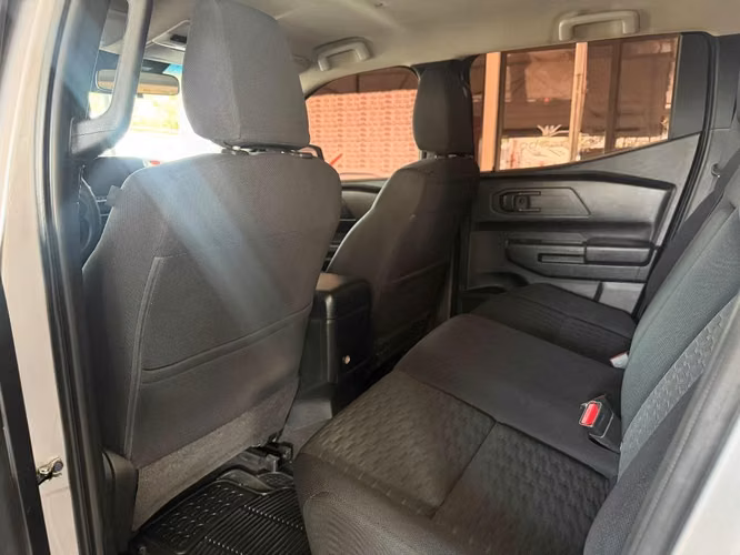 MITSUBISHI L200 GLX AÑO 2025