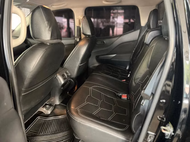Nissan Frontier año 2025 Intermedia