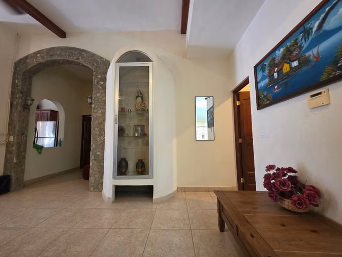  ¡TU CASA A PASOS DEL MAR TE ESTÁ ESPERANDO! 