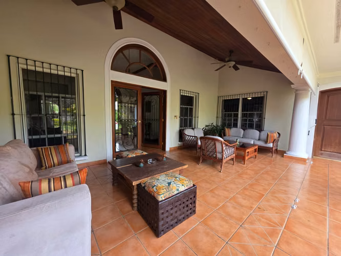 FH | Casa en Venta | con Vista Panorámica en km 12 Carretera Sur