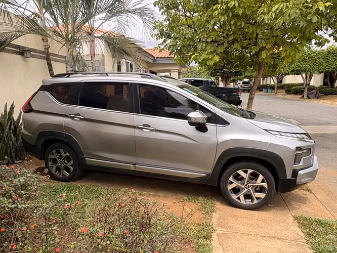 Mitsubishi Xpander Cross 2024