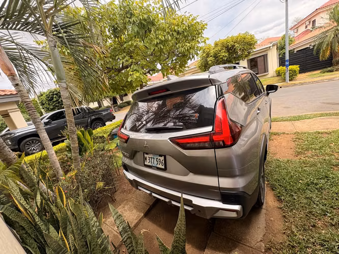 Mitsubishi Xpander Cross 2024