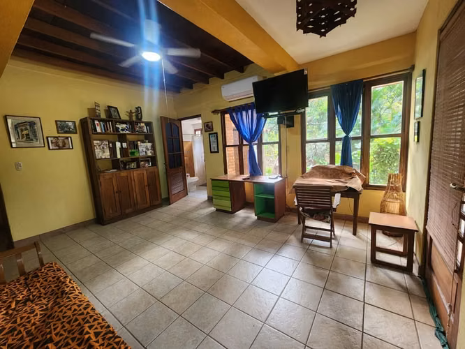 KW - Venta, hermosa casa en Carretera Sur