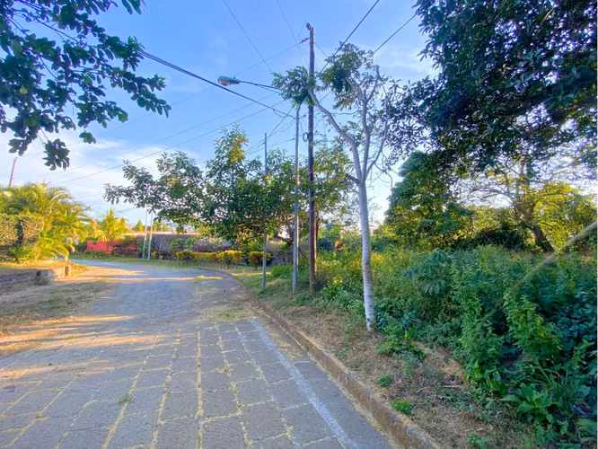 Lote en Residencial Santa Regina, Diriamba