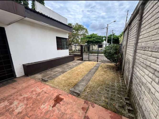 Vendo casa en villa lindora carretera masaya - Imagen 5