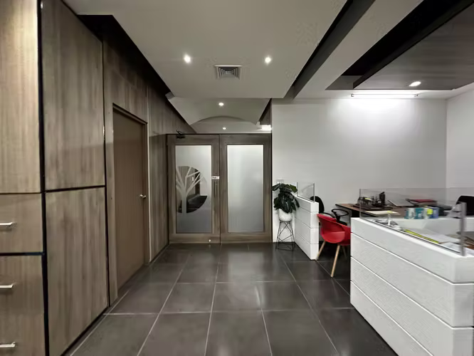 Vendo moderno módulo en edificio, 4to piso . CG