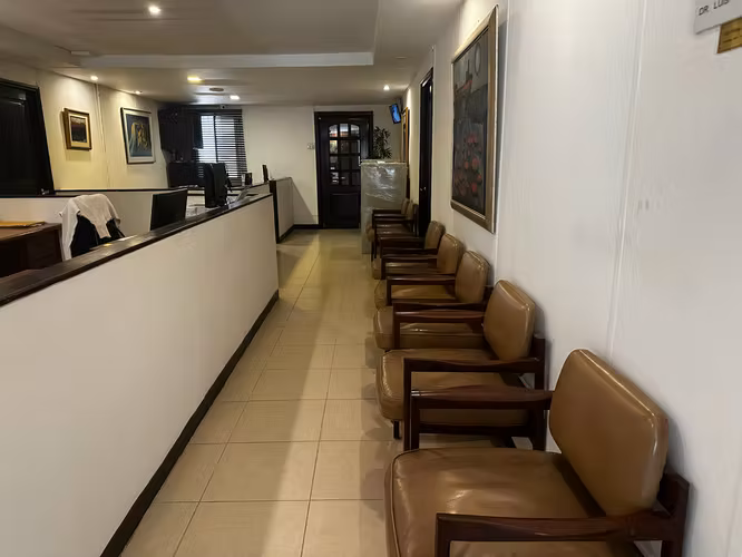 Ganga ! Alquilo oficinas ejecutivas con luz, internet y agua incluida - CG - Imagen 5