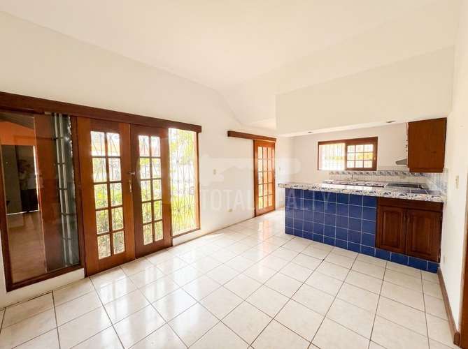 Hermosa Casa en venta en Villa Fontana, Managua - Imagen 10