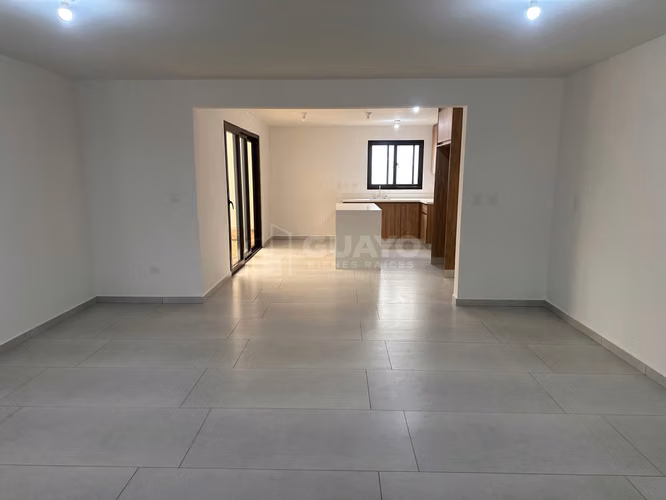 Atractiva Casa en alquiler en Carretera Masaya, Managua
