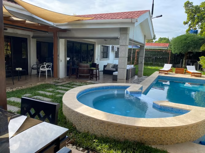 Venta de casa en Carretera a Masaya