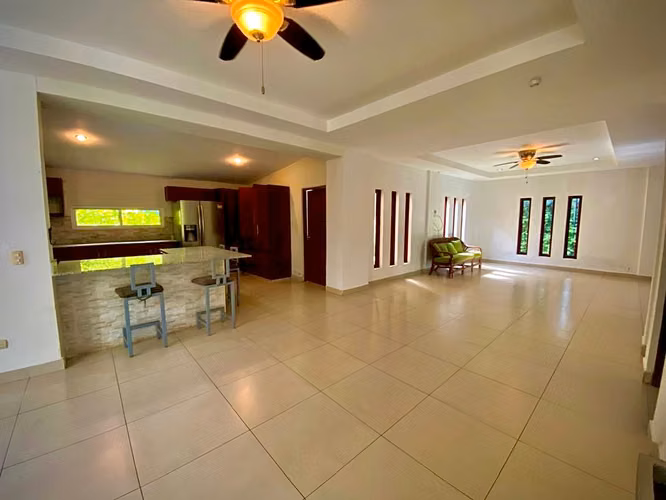 Rent an exclusive house in Intermezzo del Bosque