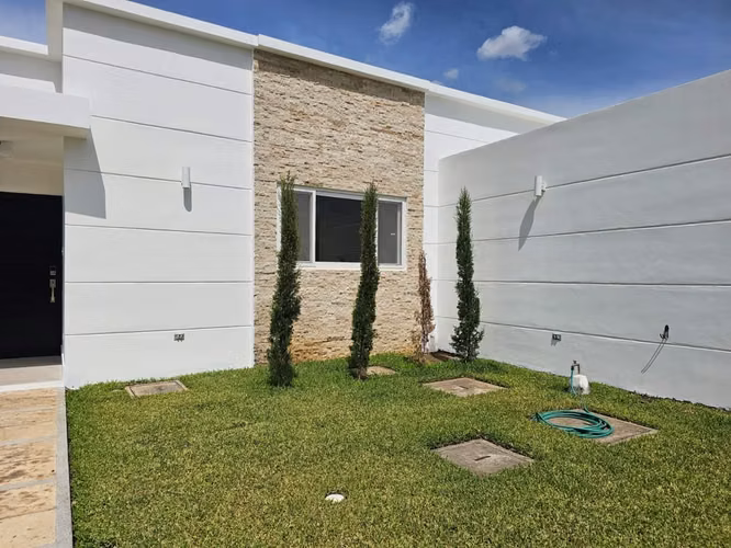  Estrene Casa Moderna en Donatello, Esquipulas 3 Habitaciones | 316 m² Construcción | US$320,000