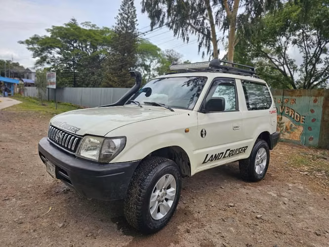 VENDO TOYOTA PRADO