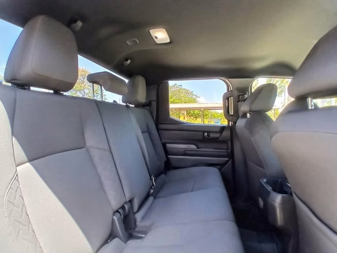 Se vende camioneta toyota tacoma 2025 4DR unico dueño en ecxelente condiciones negociable