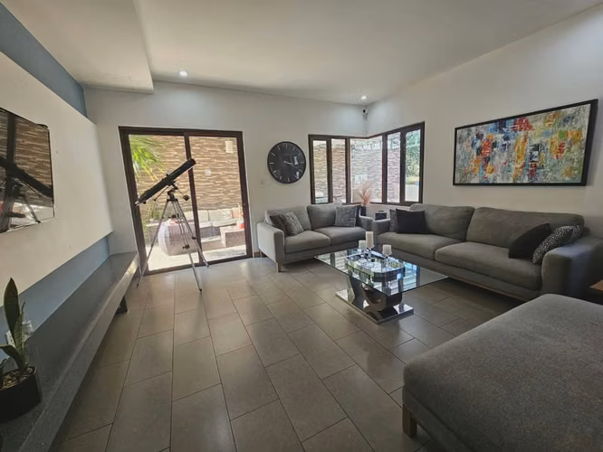 CASA MODERNA EN VENTA | CARRETERA SUR