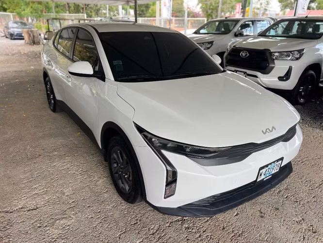 Kia K3 año 2025