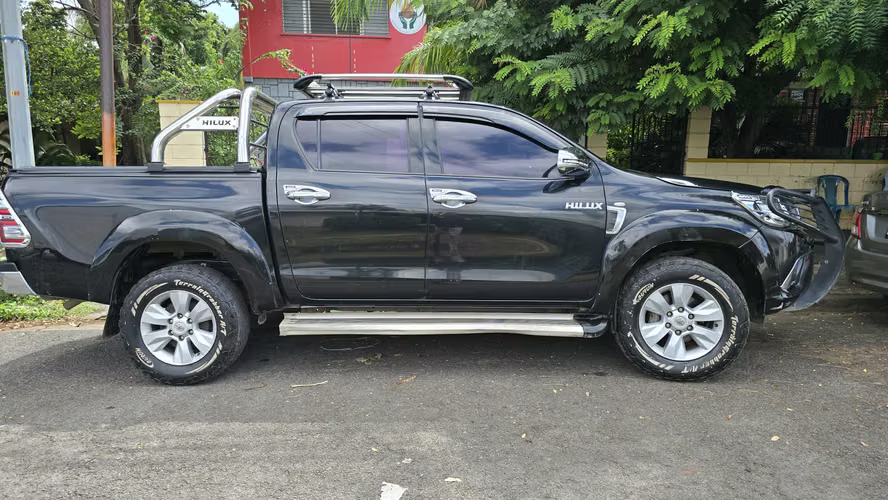 Nitida TOYOTA HILUX 2016 - Imagen 8
