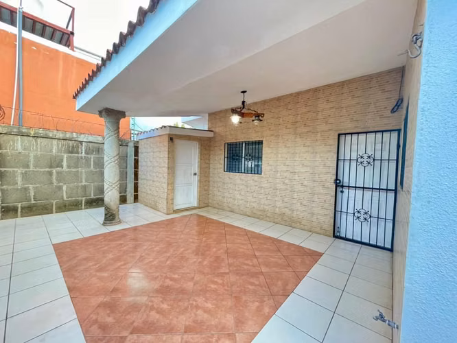 ZC-VENDO CASA VERACRUZ - Imagen 8