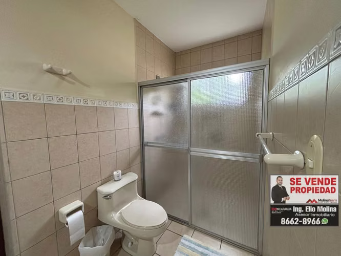 Casa en Venta en Exclusivo Condominio en Las Colinas, Managua. AMPLIO TERRENO 802.36 M²