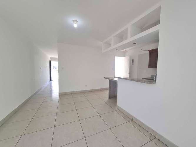 KW - VENTA DE TOWNHOUSE EN SANTO DOMINGO - Imagen 3