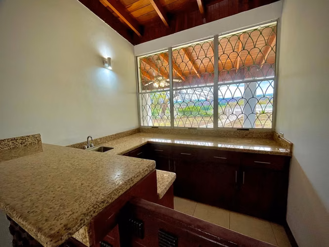 Alquiler de Exclusiva Residencia en Carretera Sur - Imagen 7