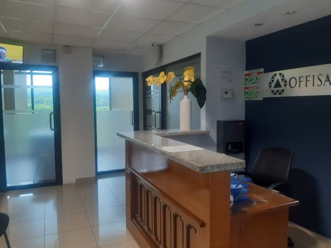 SL-Rento oficinas Ejecutivas en Las Cumbres